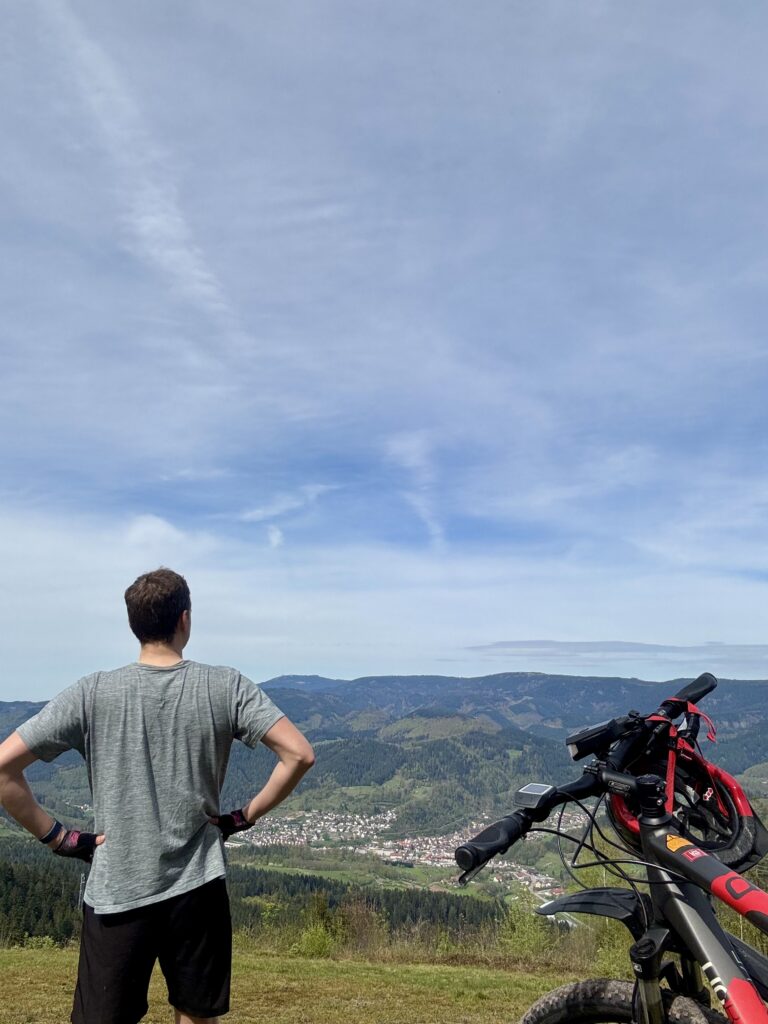 Ausblick vom Mooskopf nach Oppenau runter